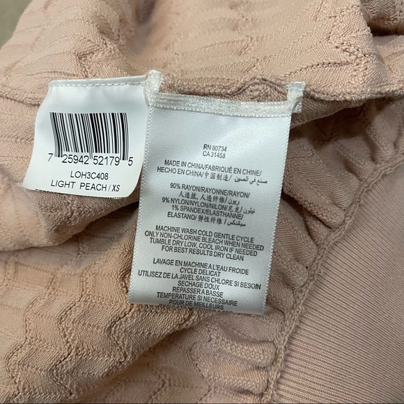 BCBG MAX AZRIA Women's Suui Pointelle Skirt size XS in light peach - Picture 6 of 9